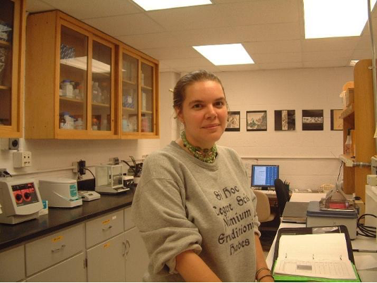 AJ Harris in the Xiang Lab at NCSU in 2005